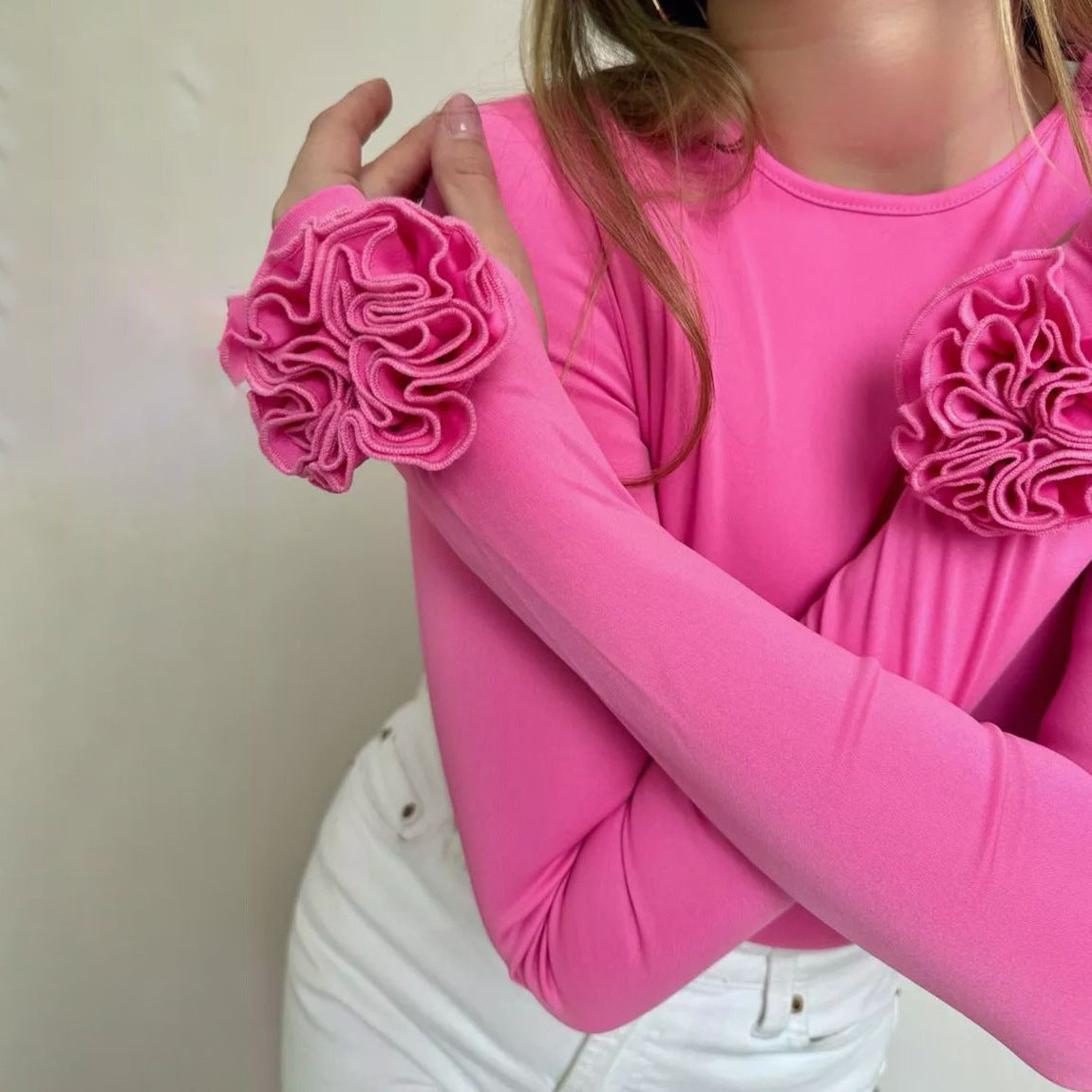 Tops ajustados con cuello redondo y manga larga con estampado floral tridimensional